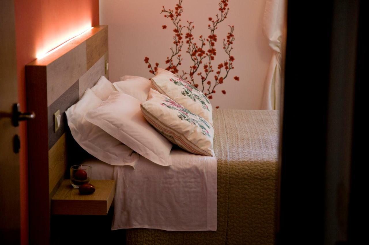 Bellafiora Affittacamere โอซิโม ภายนอก รูปภาพ